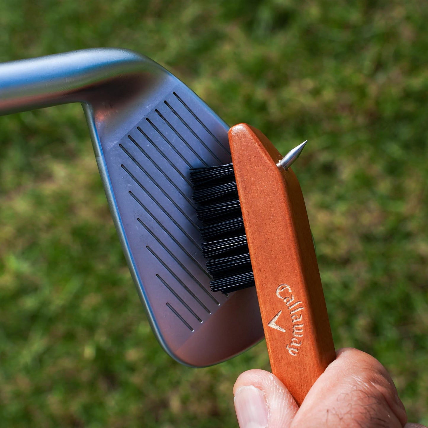 Callaway Heritage Wood Golf Club Brush with Groove Cleaner, Green/Ivory