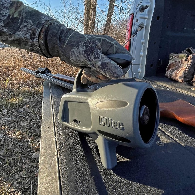 Icotec Rascal Bluetooth Predator Call - 100-Yard Range | Plays Any Sound from Your Phone