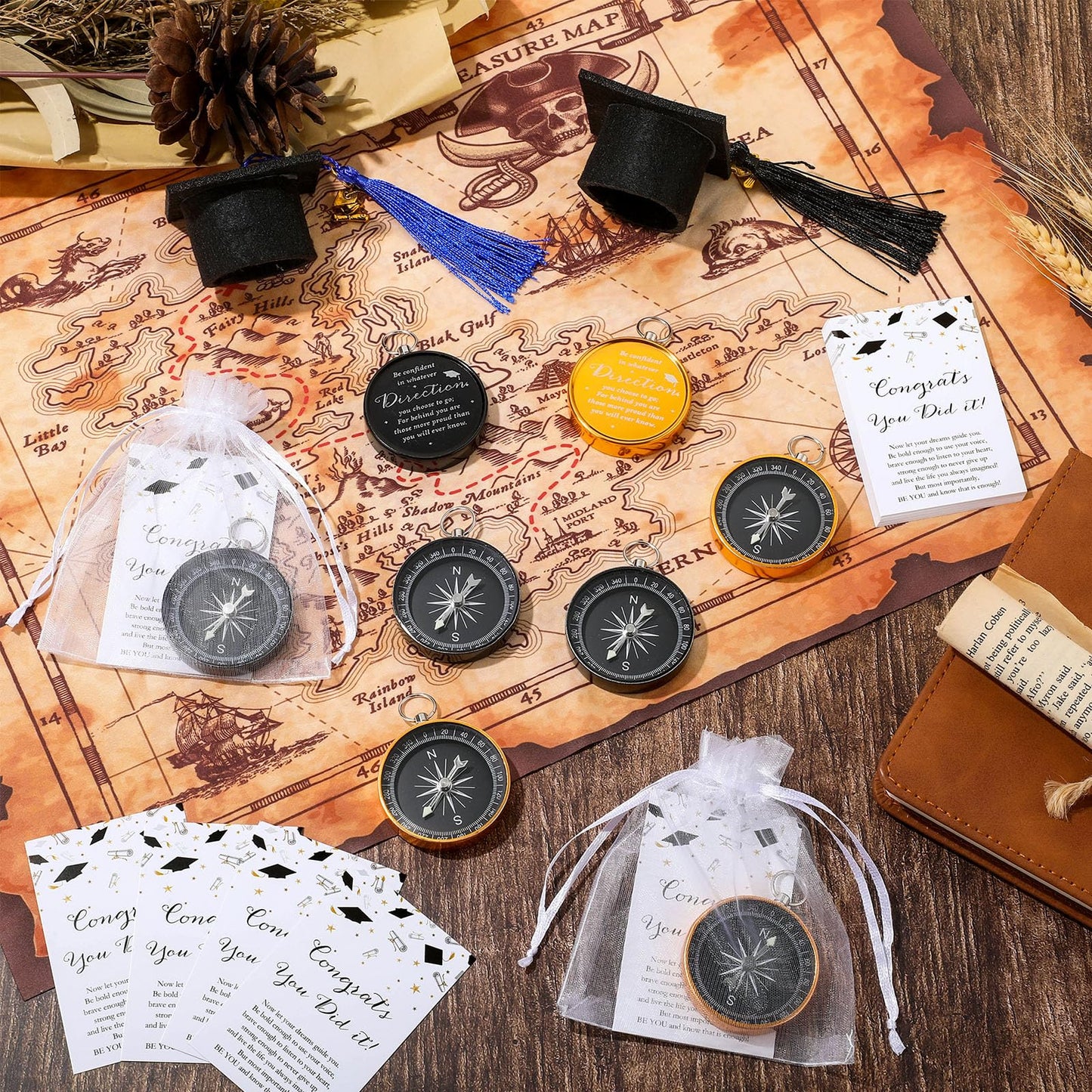 Beeveer 25 Sets Class of 2026 Graduation Gifts Pocket Compass Keychain Inspirational Cards Organza Bags You Did It College Grad Party Favor for Student Friend Graduation Gift(Black, Gold)