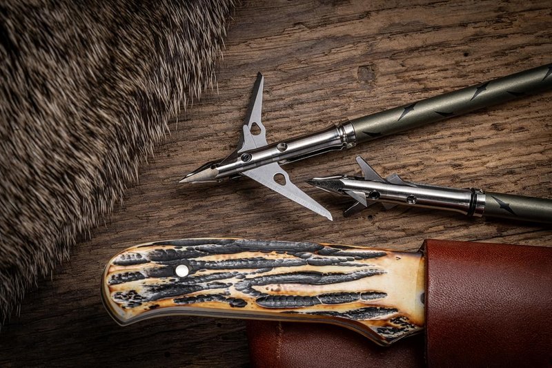 SEVR Titanium 2.0 Hybrid Broadheads - 100 Grains, 4 Pack for Precision Hunting