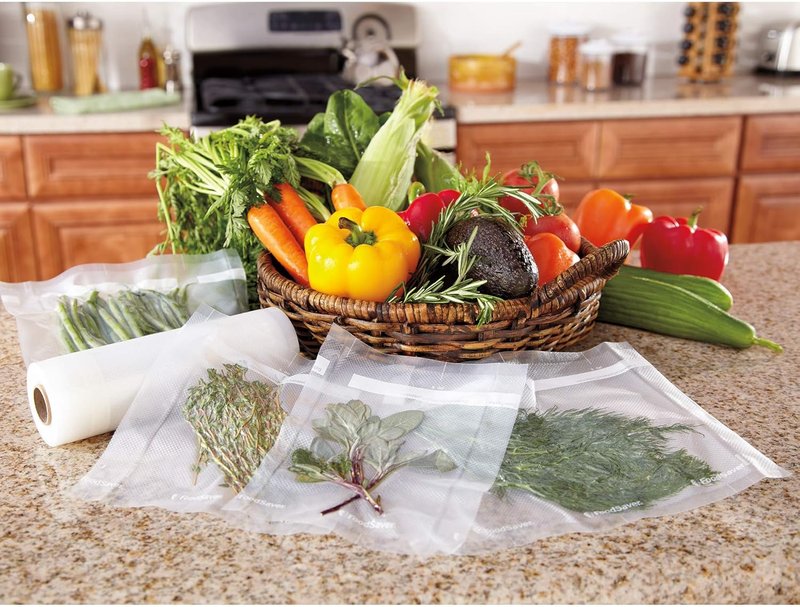 Foodsaver V4400 Vacuum Sealer Machine - 2-in-1 with Automatic Bag Detection & Starter Kit | Black/Silver, 11" x 16' Roll, BPA-Free