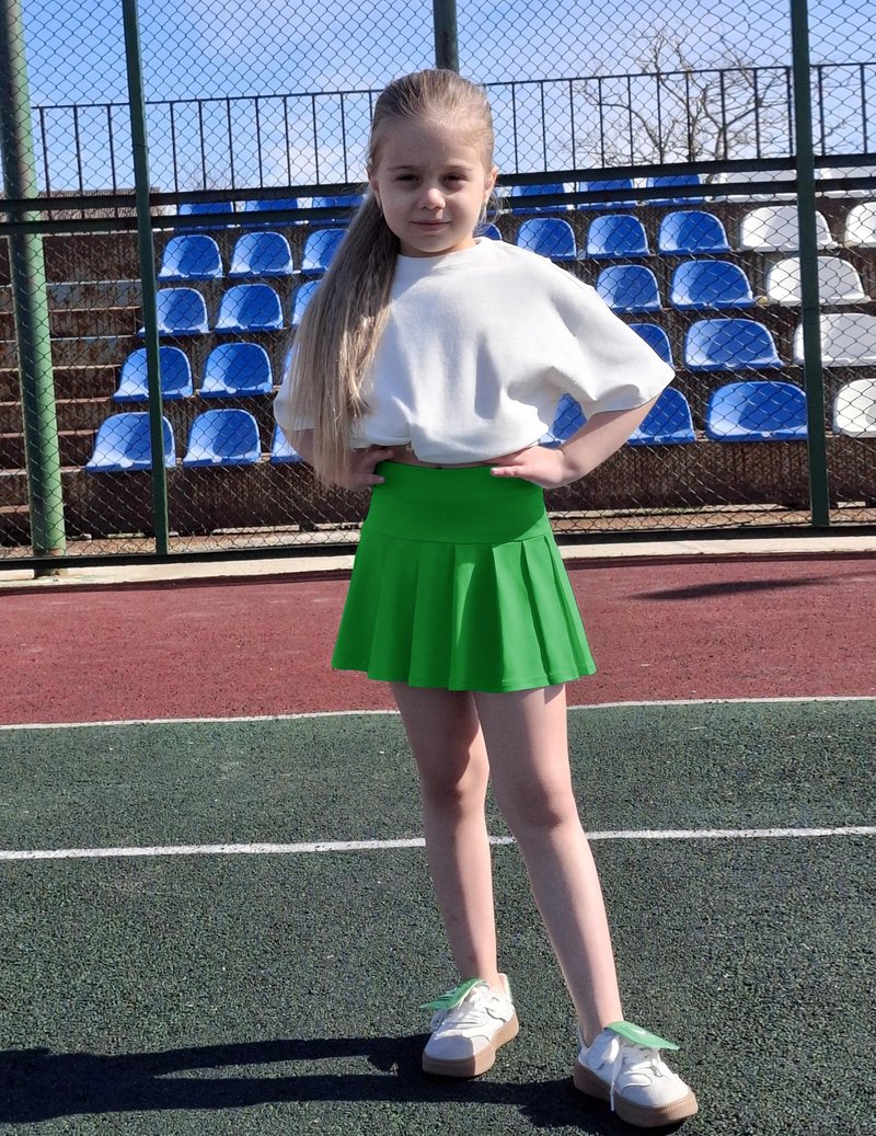 Arshiner Girl's Tennis Skirts with Shorts Athletic Pleated Skirt Workout Performance Skorts with Pockets for Kids 4-13Y Green