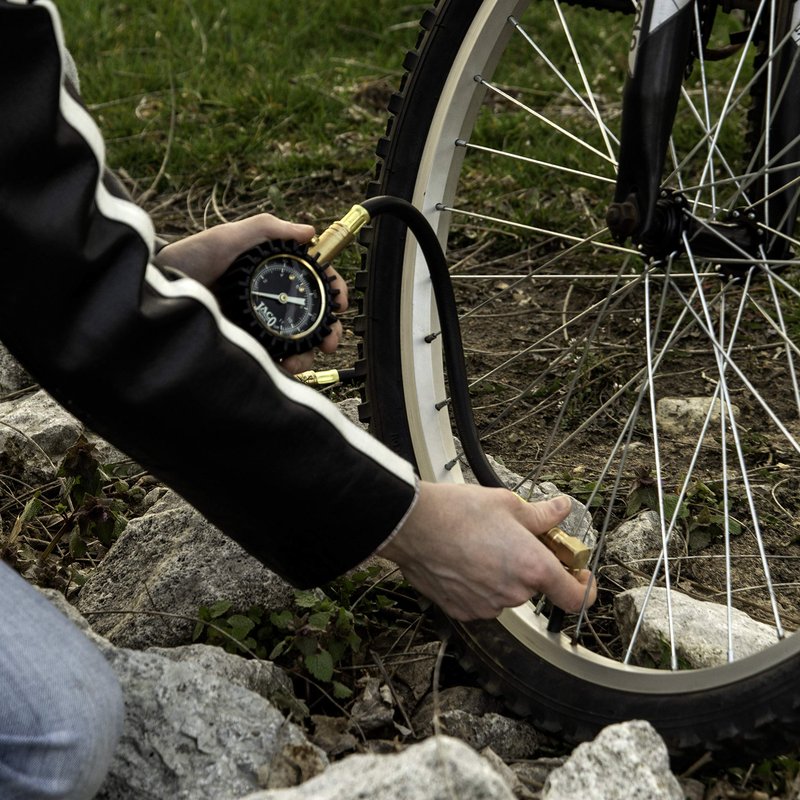 JACO BikePro Bike Tire Pressure Gauge - 160 PSI (Road Bike & BMX Series) | Presta + Schrader Air Chucks