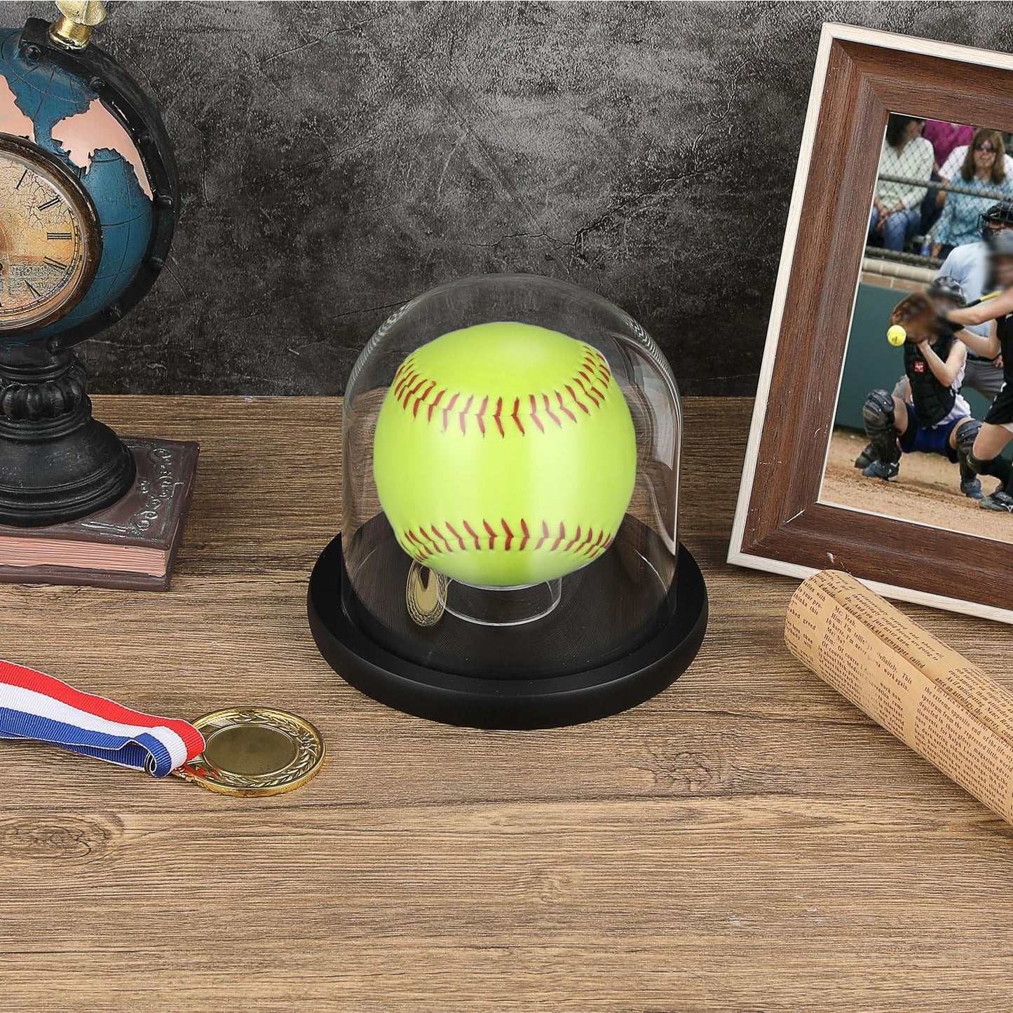 GUSHBIN Softball Display Stand Glass Ball Holder with Acrylic Stand Clear Round Baseball Holder Sport Collection Showcase Box for Tennis Pool Balls Golf Balls