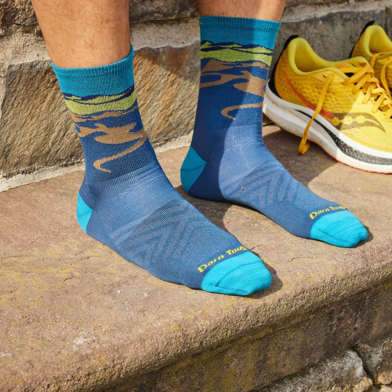 Darn Tough Vermont Micro-Crew Men's Running Socks, Ridge Runner, Midnight, XL - Ultra-Lightweight Socks for Men