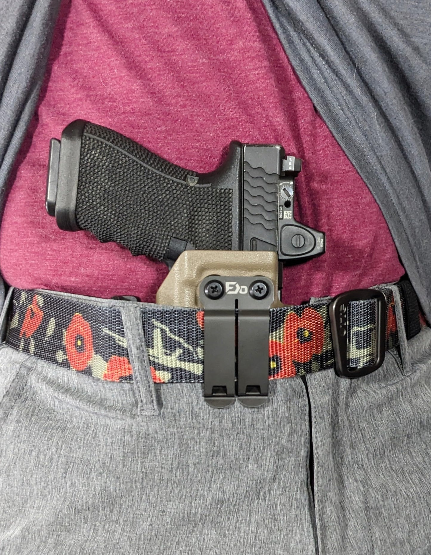 FDO Industries IWB Lightbearing Kydex Holster Compatible with Glock 19 23 32 w/ TLR7 HLX Optic Cut with Claw & Discreet Carry Concepts 1.5" Metal Clip - Made in USA (Black, G19 TLR7 HLX)