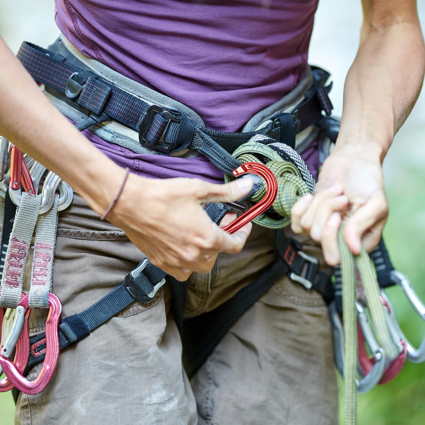 Omega Pacific Raider Aluminum Keylock Straight Gate Carabiner - Arborist, Outdoor, Adventurer, and Rescue Gear, Red