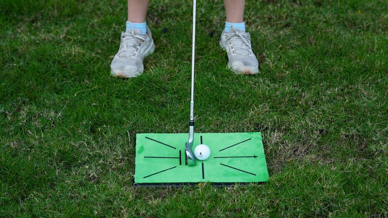 Swingmetrics Golf Hitting Mat – Swing Path Detection with 14''x9'' Aluminum Base 3'' Dual Ground Spikes – Golf Practice Mat for Outdoor Use, Swing Feedback & Training Aid (Swing Path Only)