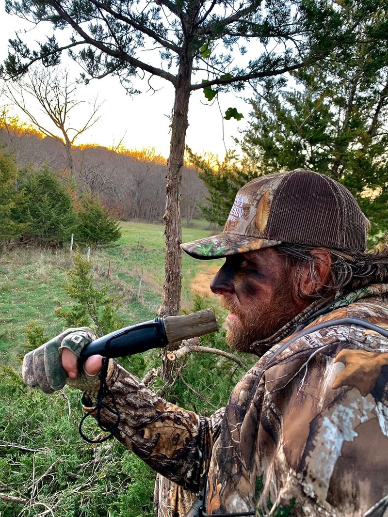Realistic Deer Game Call - Flextone Compact Buck Collector with Volume Control for Outdoor Hunting