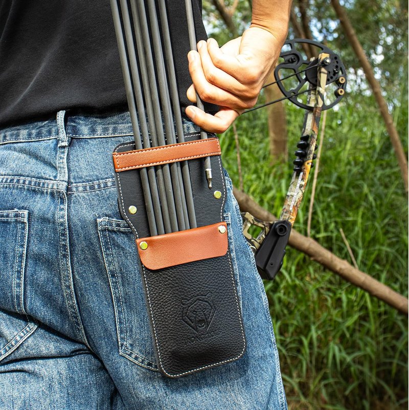 Archery Leather Pocket Arrow Quiver - Lightweight Holder for 8-10 Arrows | Left or Right Handed