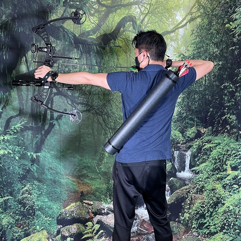 Archery Arrow Case Carrier - Adjustable Design with Strap for Easy Transport