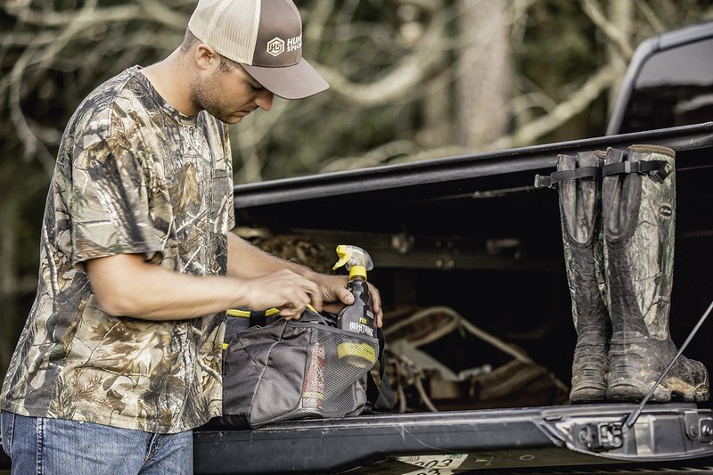 Hunters Specialties Scent-A-Way Scent-Safe 45L Duffel Bag with Zipper Pockets - Hunting Scent Proof Bag for Hunting Accessories & Equipment, 22" x 12" x 10"