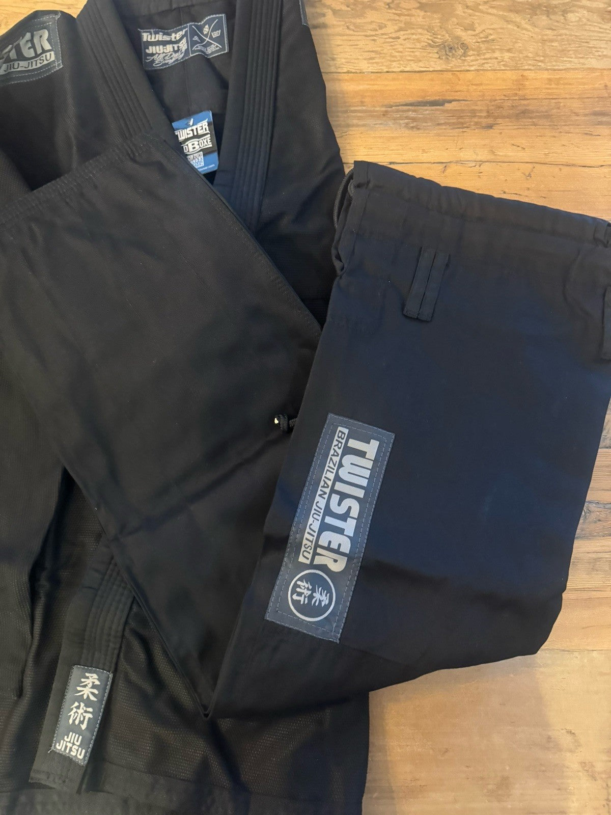 Jiu-Jitsu Uniform Black Jacket & White Belt - A4 Size, Unisex