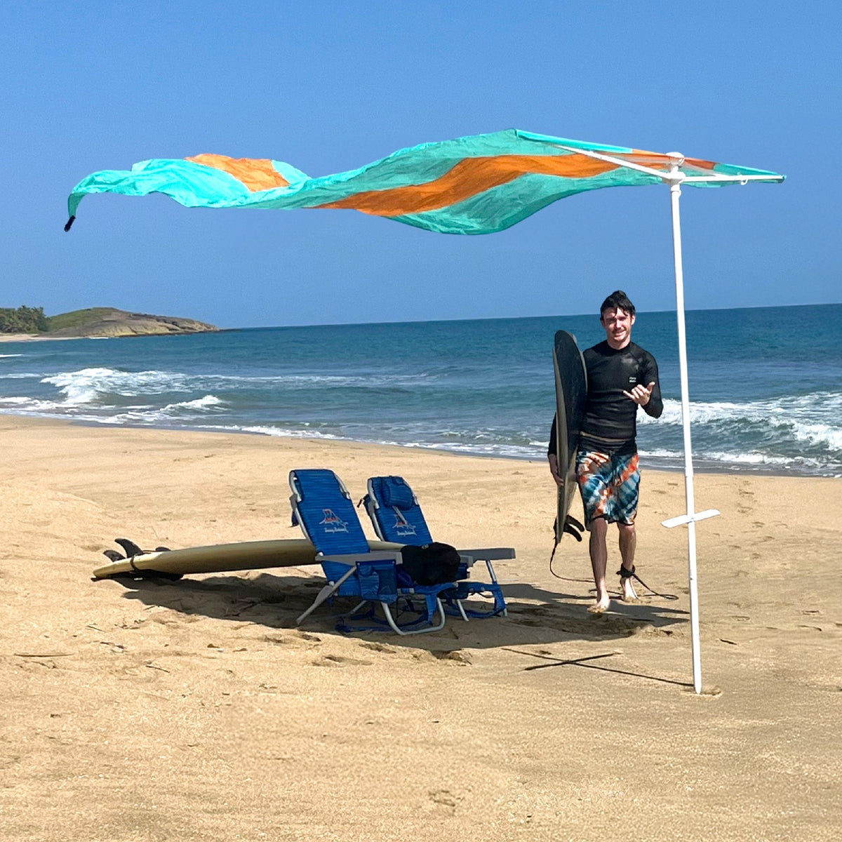 Beach Tent Canopy Shade - Easy Setup, Wind-Resistant, 1-4 People