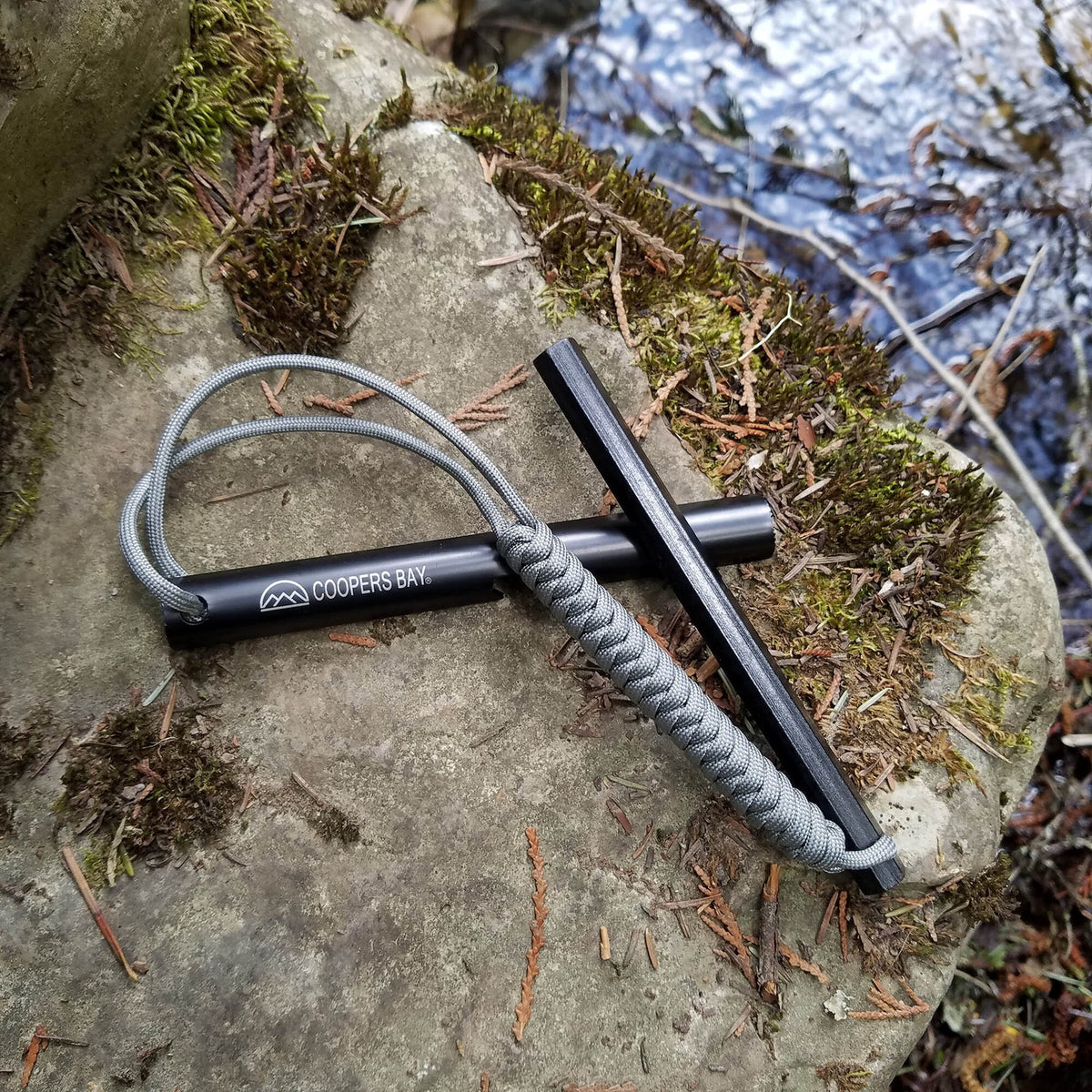 Large HexaShape Ferro Rod Fire Starter with Paracord Lanyard & Striker