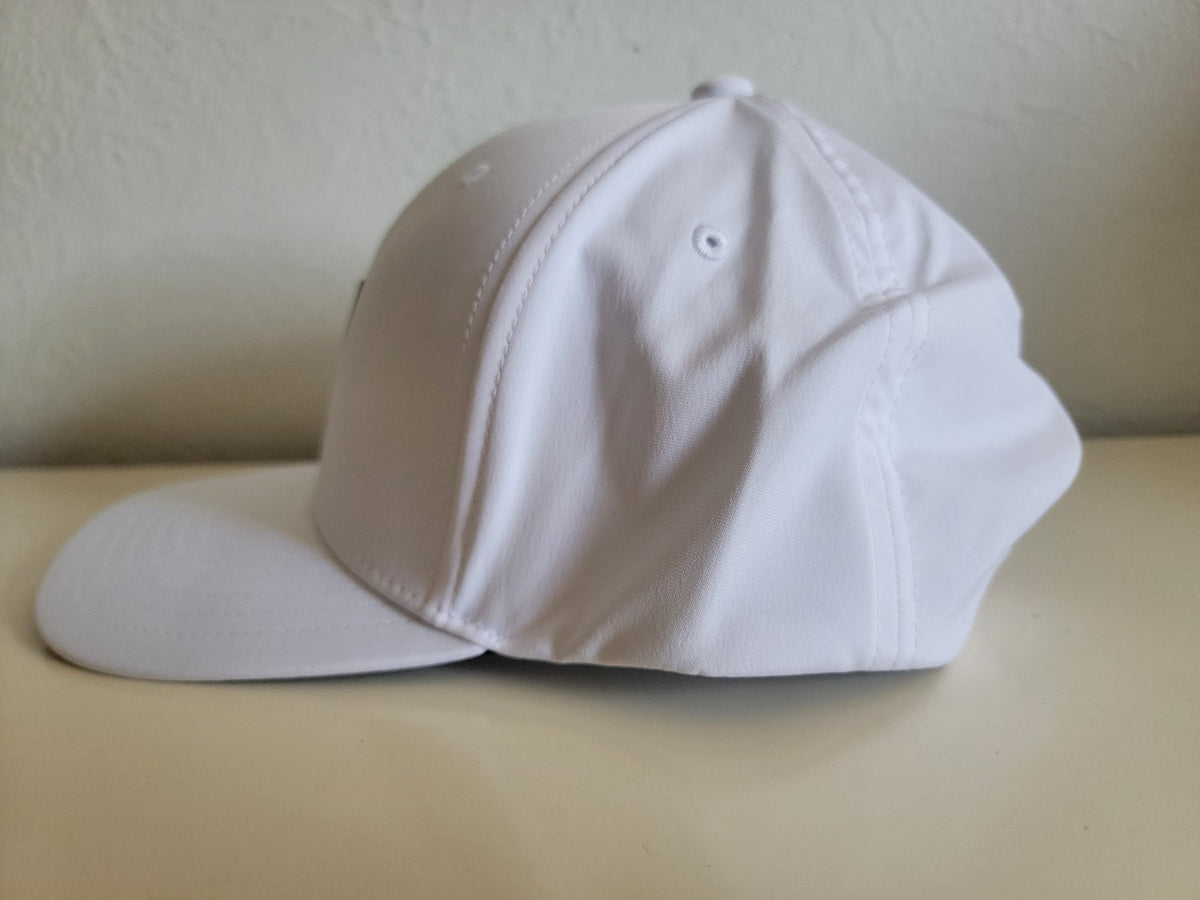 Lightweight Adjustable Golf Cap - White Snapback Hat for Men & Women