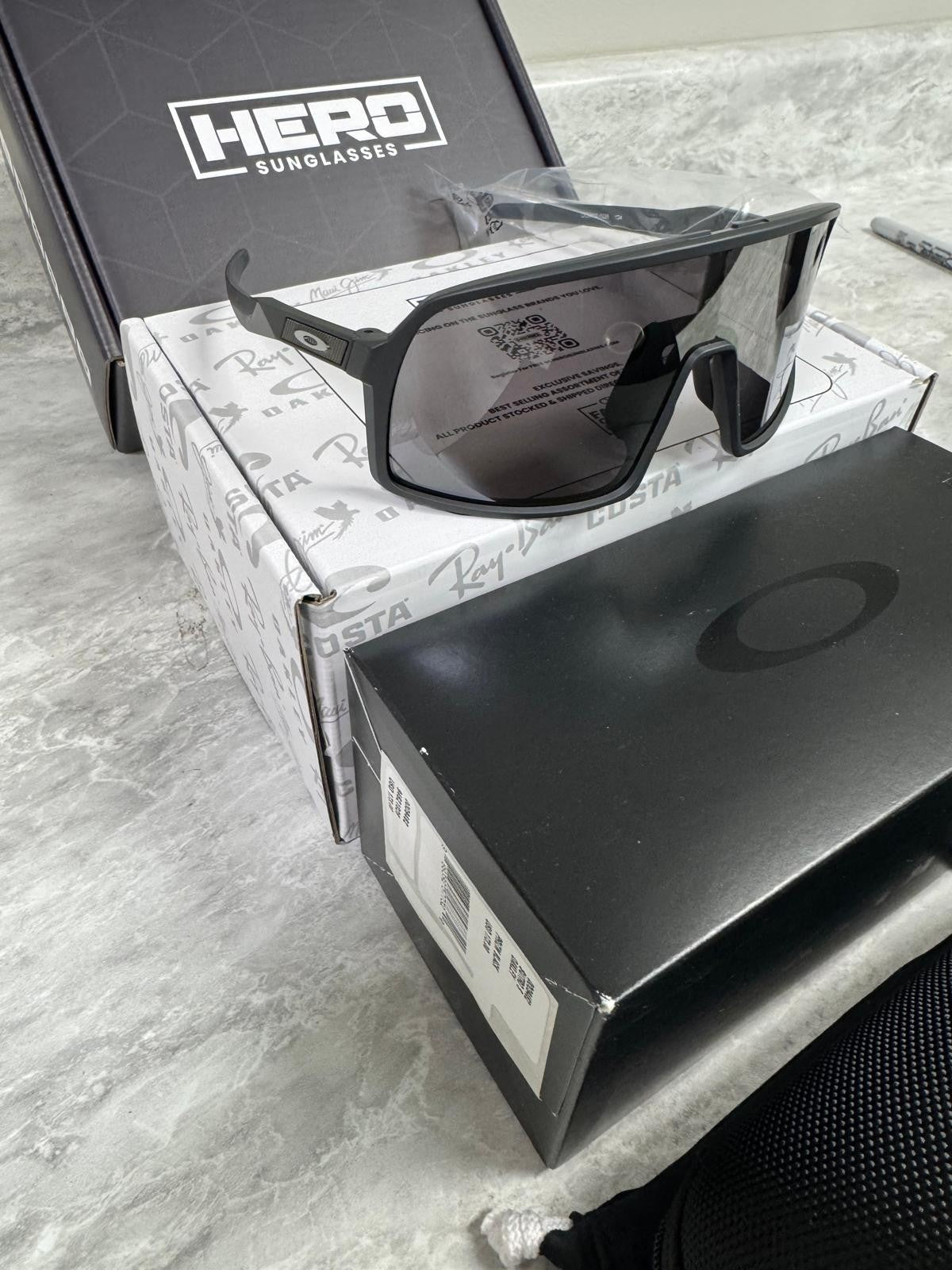 Oakley Sutro S Matte Carbon Sports Sunglasses with Prizm Black Lens