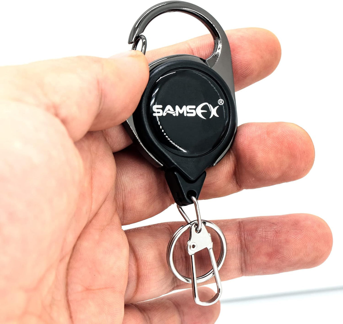 Fly Fishing Zinger Retractor with Carabiner - Saltwater and Freshwater Gear
