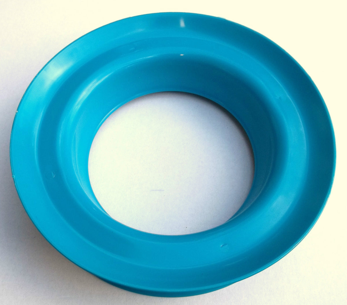 9-Inch Plastic Hand Reel Cuban Yo-Yo for Fishing Line Casting