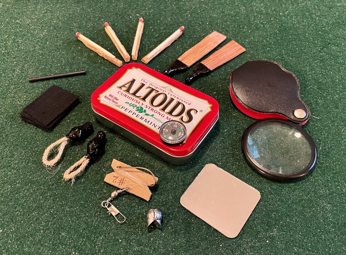 Bushcraft Survival Kit in Altoid Tin with Leather Pouch Fire Starter Gear