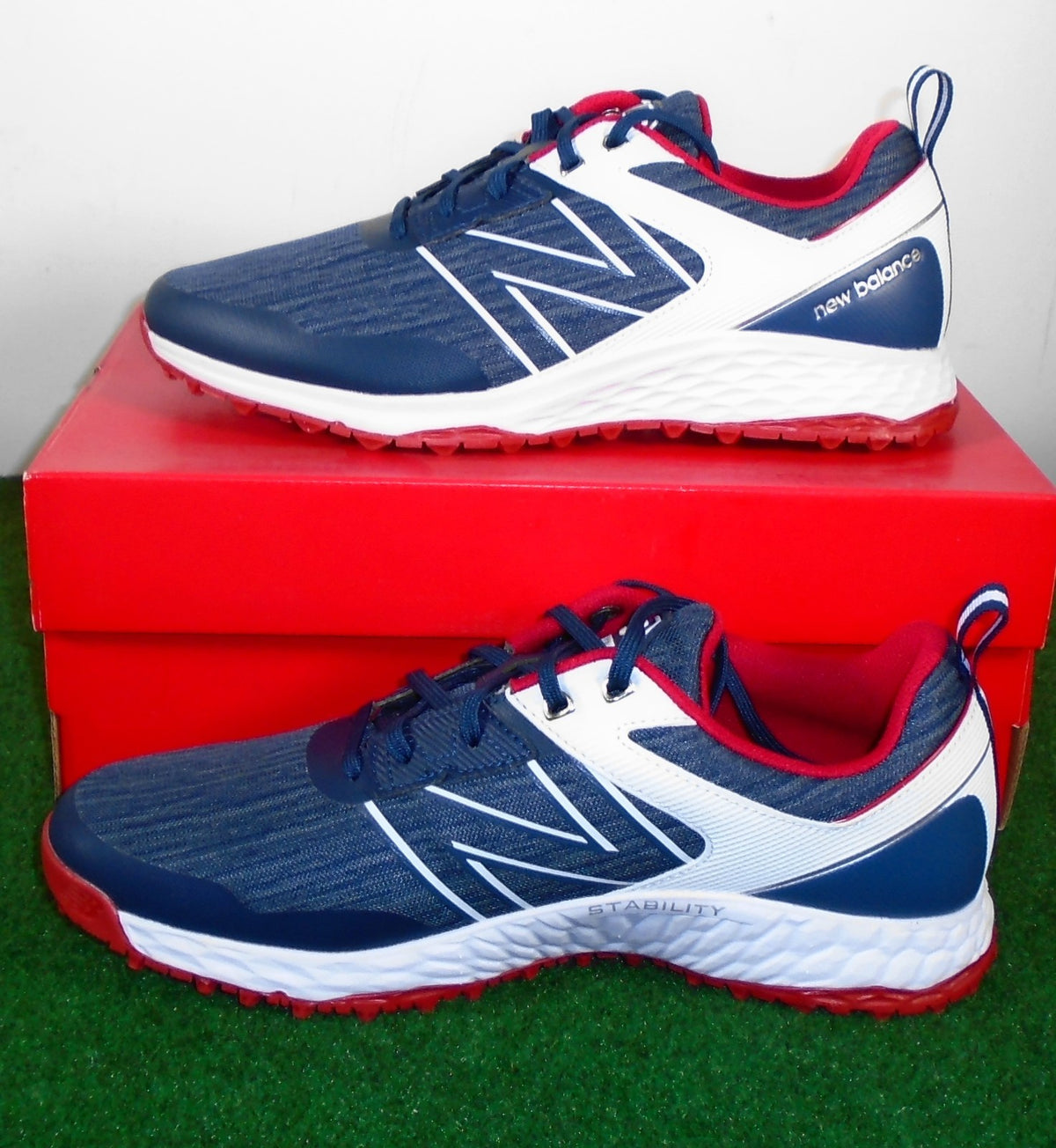 Men's Waterproof Golf Shoes - Fresh Foam Contend, Spikeless, Navy/Red