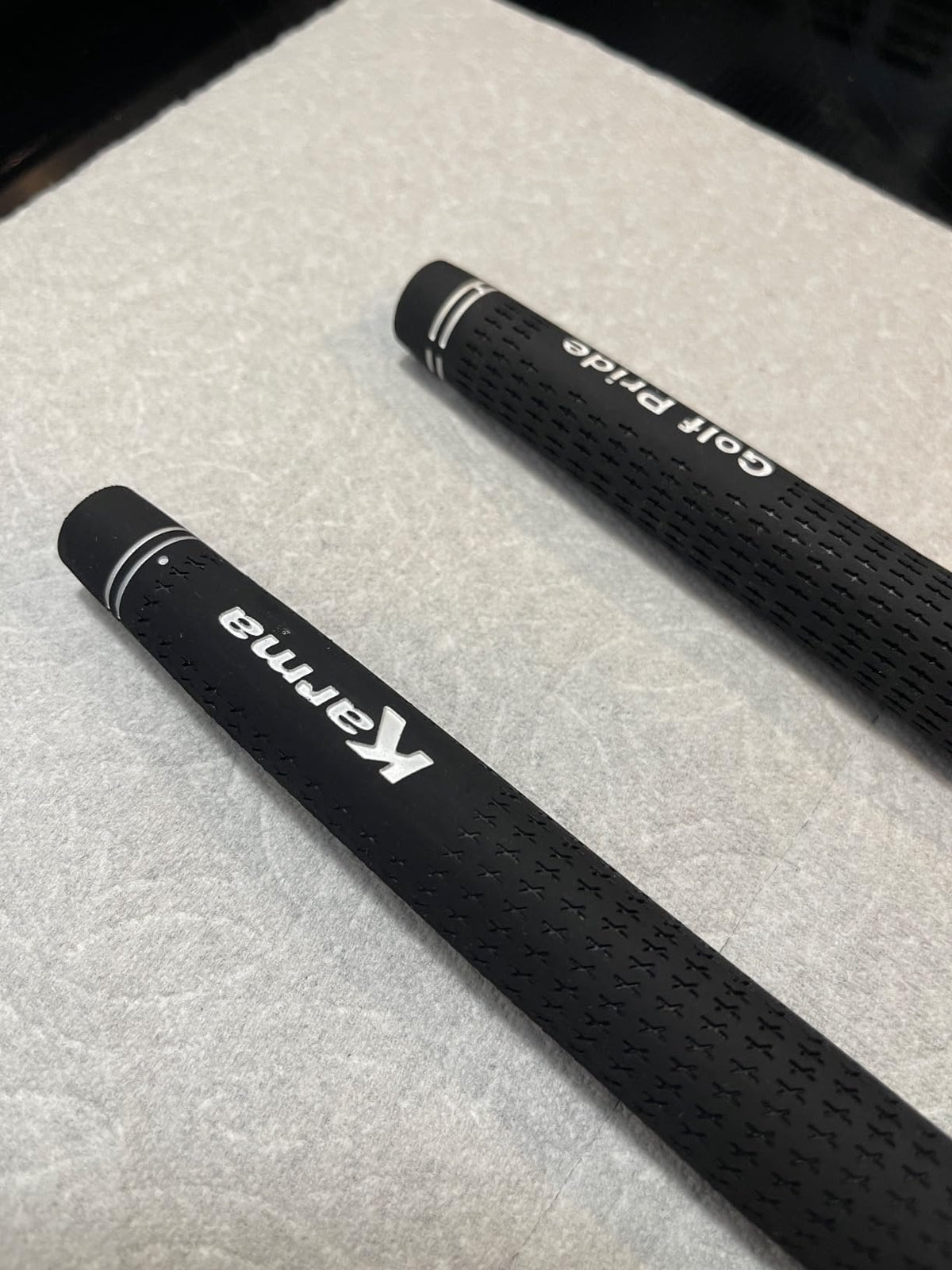 Karma Velour Black Golf Grips Standard Size 51g Round & Ribbed Core