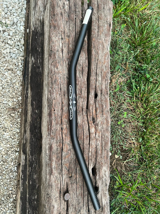 Mountain Bicycle Handlebar 25.4mm x 660mm Flat Sweep Alloy Black 17°