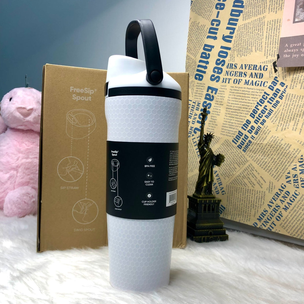 30oz Golf Water Bottle with Leak-Resistant Lid and Dual Drinking Options