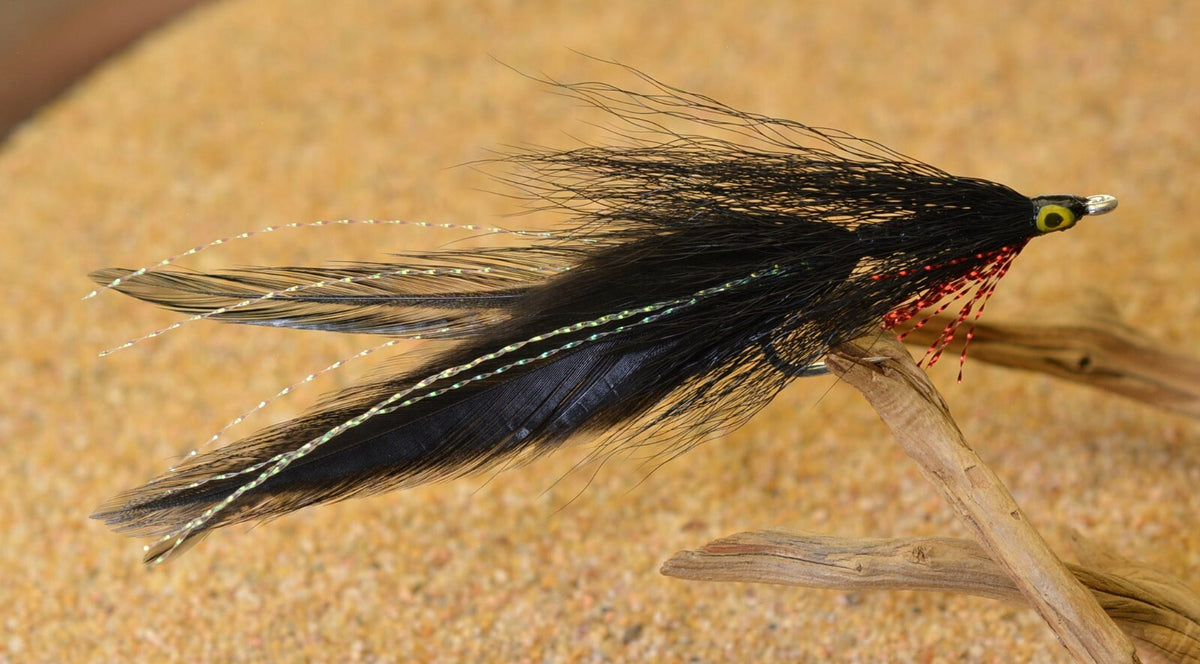 Saltwater Fly Fishing Flies - Deceiver Pattern with Durable Hooks - Multiple Sizes