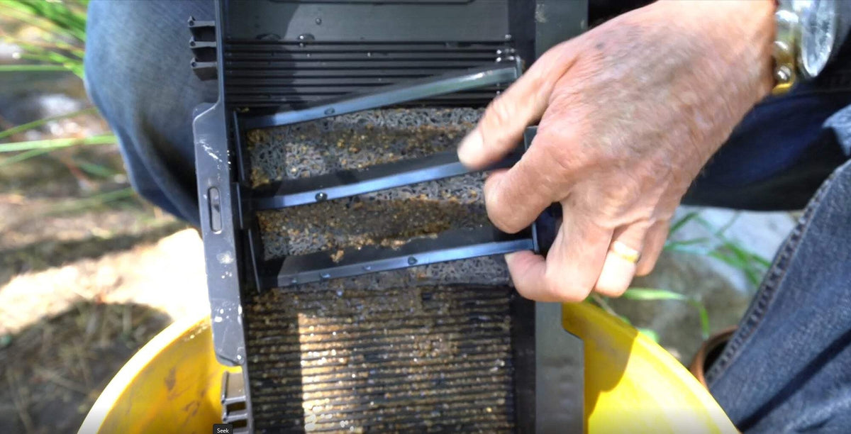 Expandable Portable Sluice Box for Gold Prospecting, Versatile & Lightweight