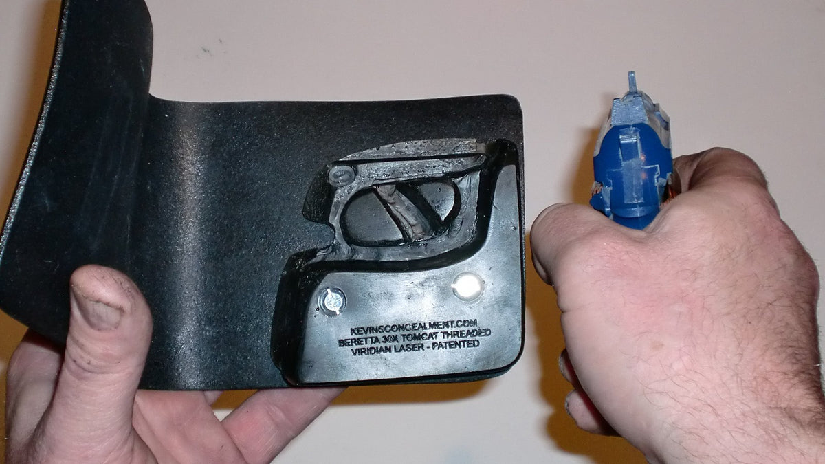 Concealed Wallet Holster for Beretta Tomcat 30X - Right & Left Hand Options