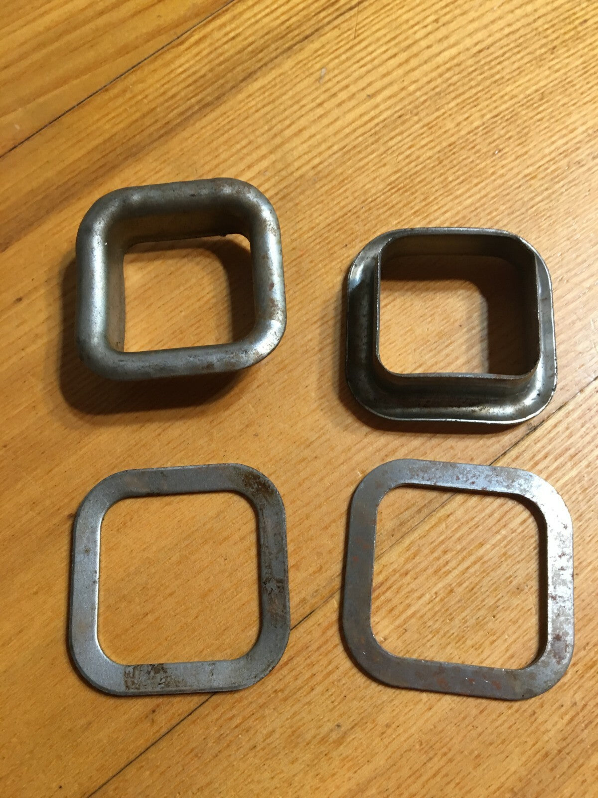 NOS Polaris Vintage Rubber Track Clips for 69-71 Mustang Charger Playmate