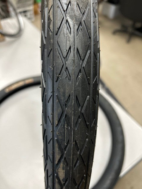 26x2.40 Cruiser Bike Tire Black Wire Bead City Tire - Compass Pair