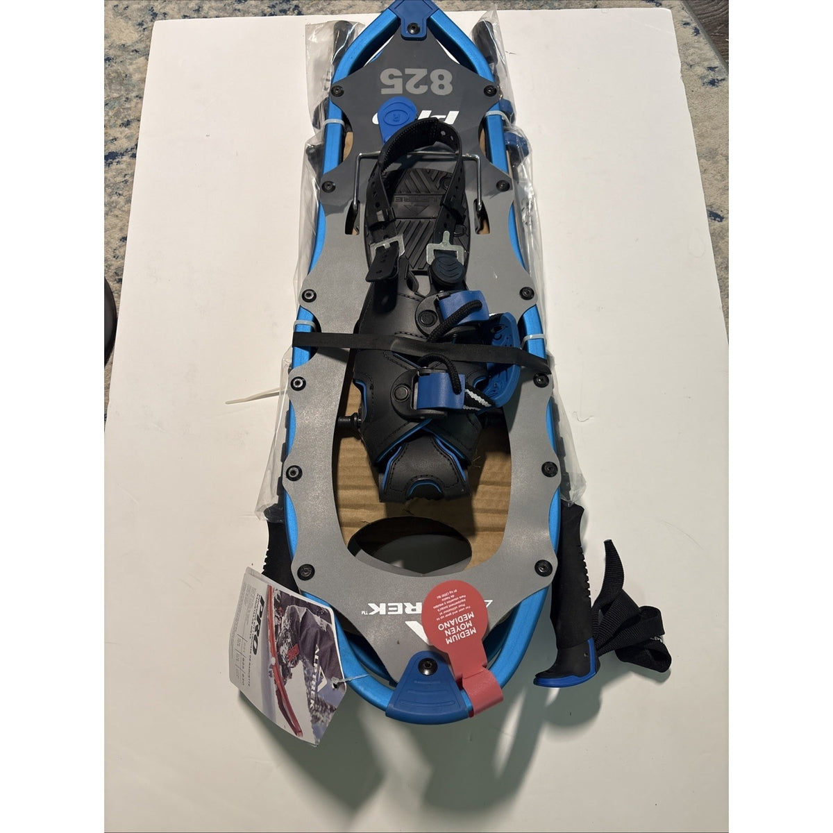 Pro Snowshoe Kit with Sawtooth Grip Poles and Carry Bag - New