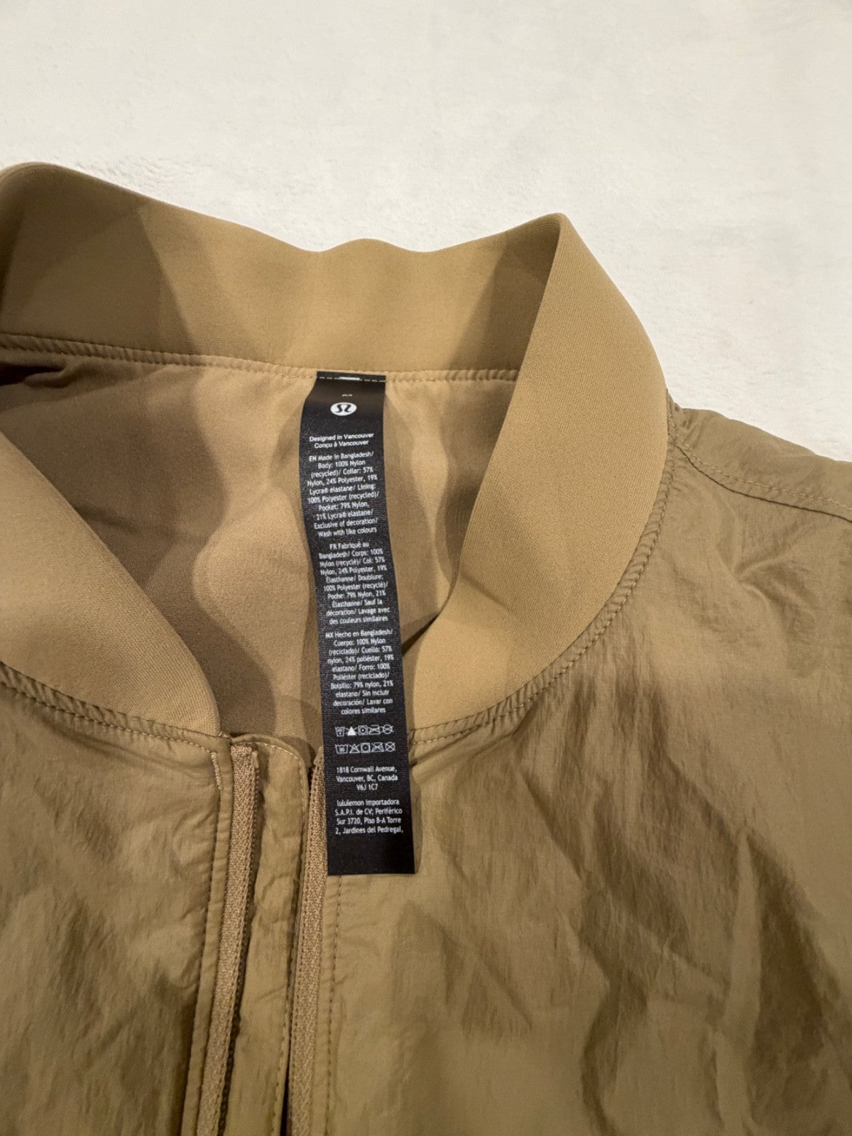 Men's Khaki Lightweight Windproof Golf Vest Full Zip Outdoor Outerwear