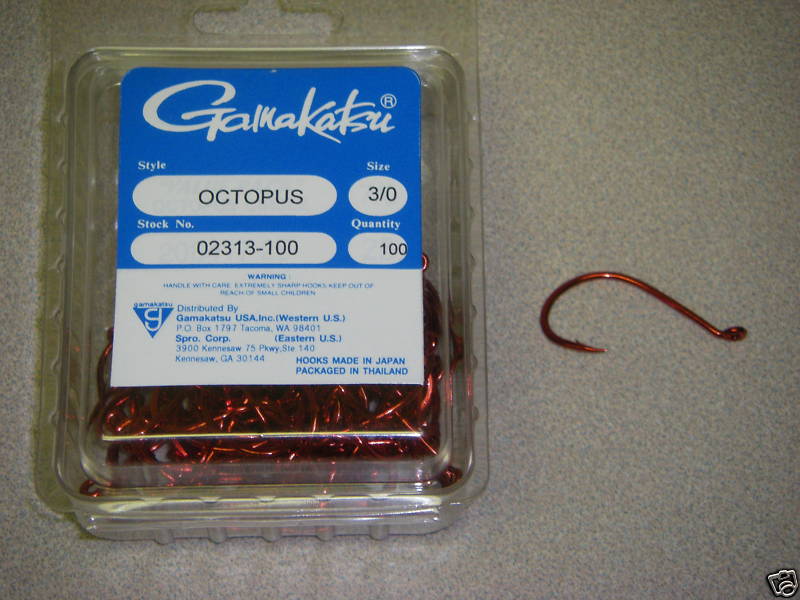 Gamakatsu Octopus Hooks 3/0 Size 100 Pack - Freshwater Fishing Hooks, Red