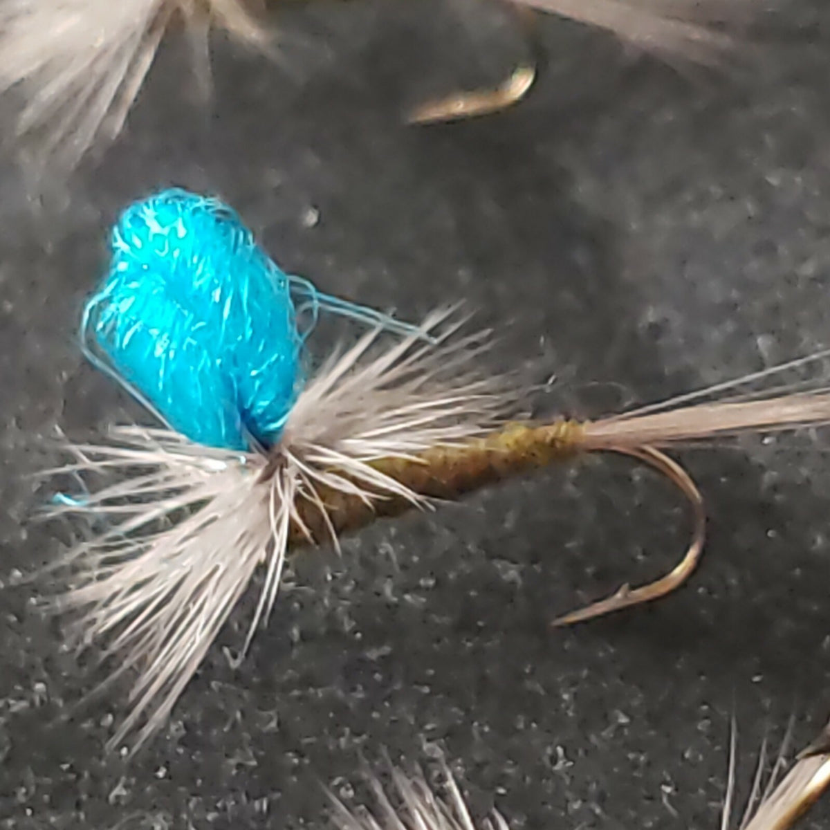 Trout Dry Fly #14 BWO Blue Wing Olive Parachute Fishing Flies - Hi Vis