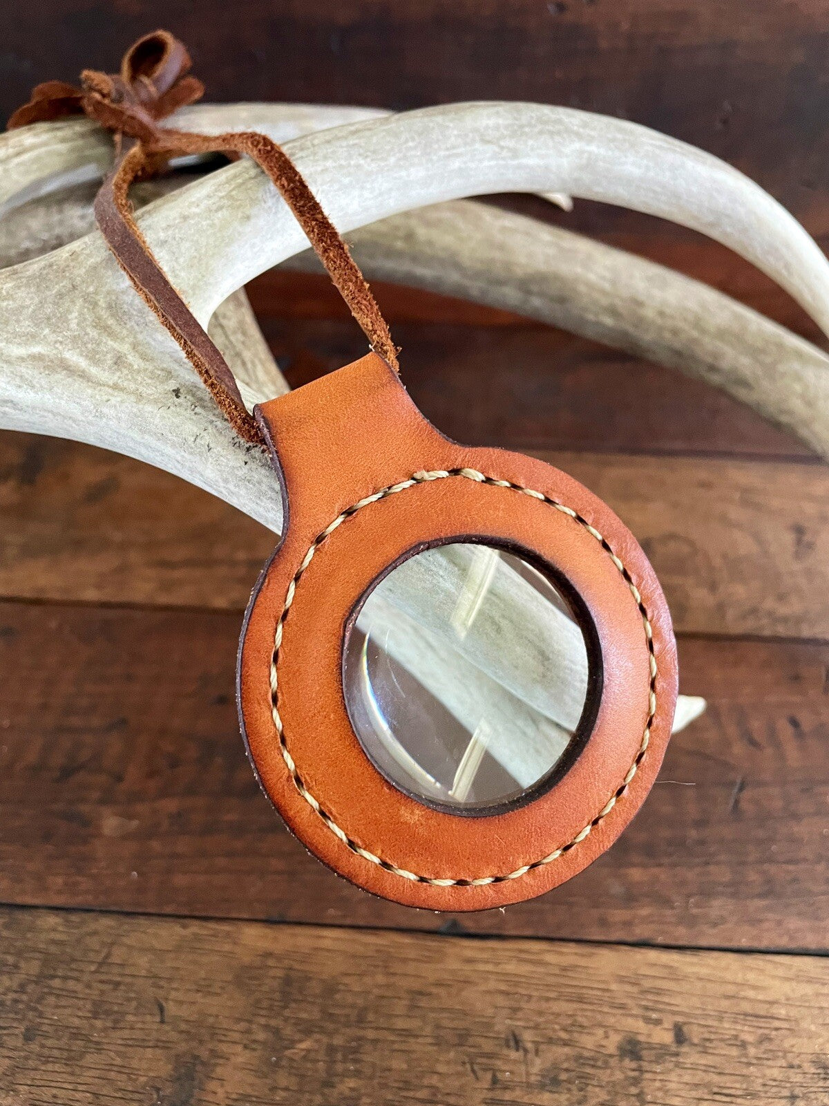 Magnifying Glass Pendant Necklace 2 Inch 5X Lens Leather Accessory