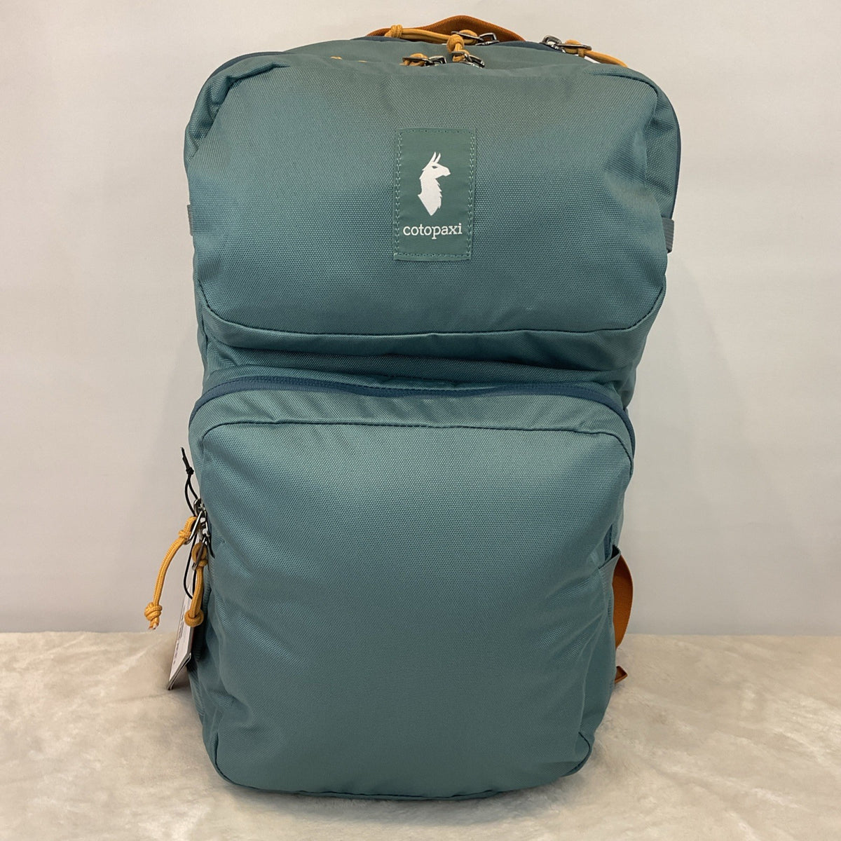 Cotopaxi Tasra 16L Lightweight Travel Backpack - Everglade Daypack