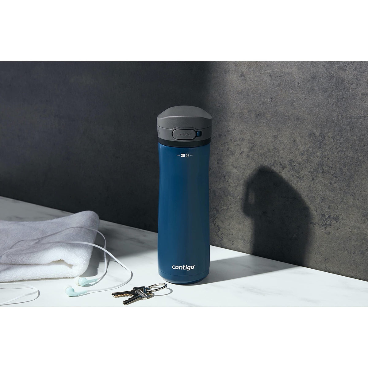 20oz Blueberry Vacuum Insulated Water Bottle with AutoPop Lid