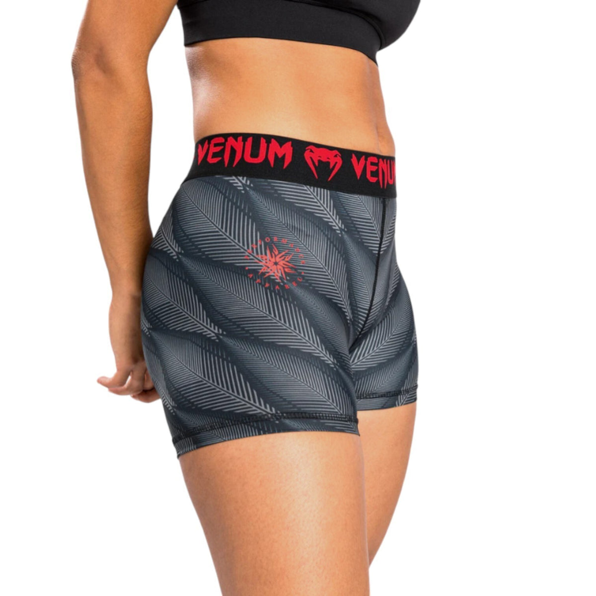 Women's Compression Shorts for Workout and Sports - Black and Red, XXL