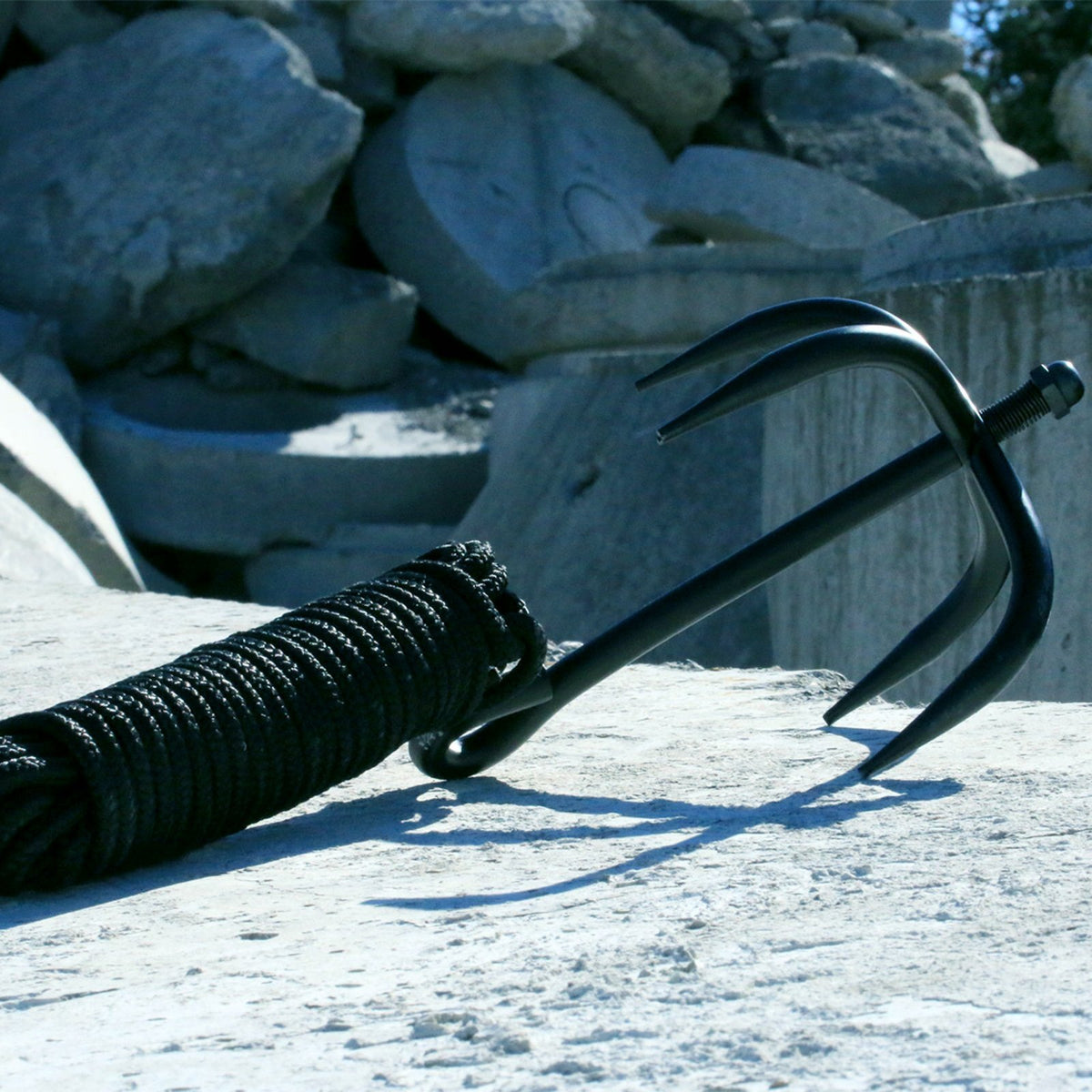 Grappling Hook with 33 Feet Nylon Rope - Heavy Duty Black Steel for Outdoor Adventures