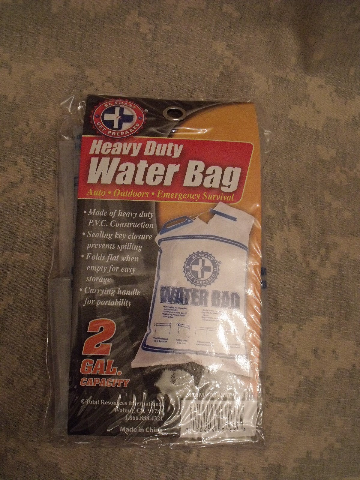 Heavy Duty 2 Gallon Water Storage Bag with Handle and Seal - Folds Flat