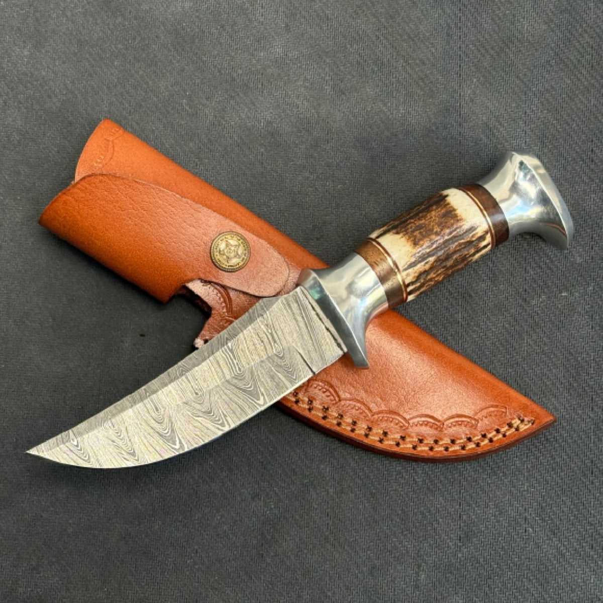 Personalized Damascus Steel Hunting Skinning Knife with Deer Antler Handle