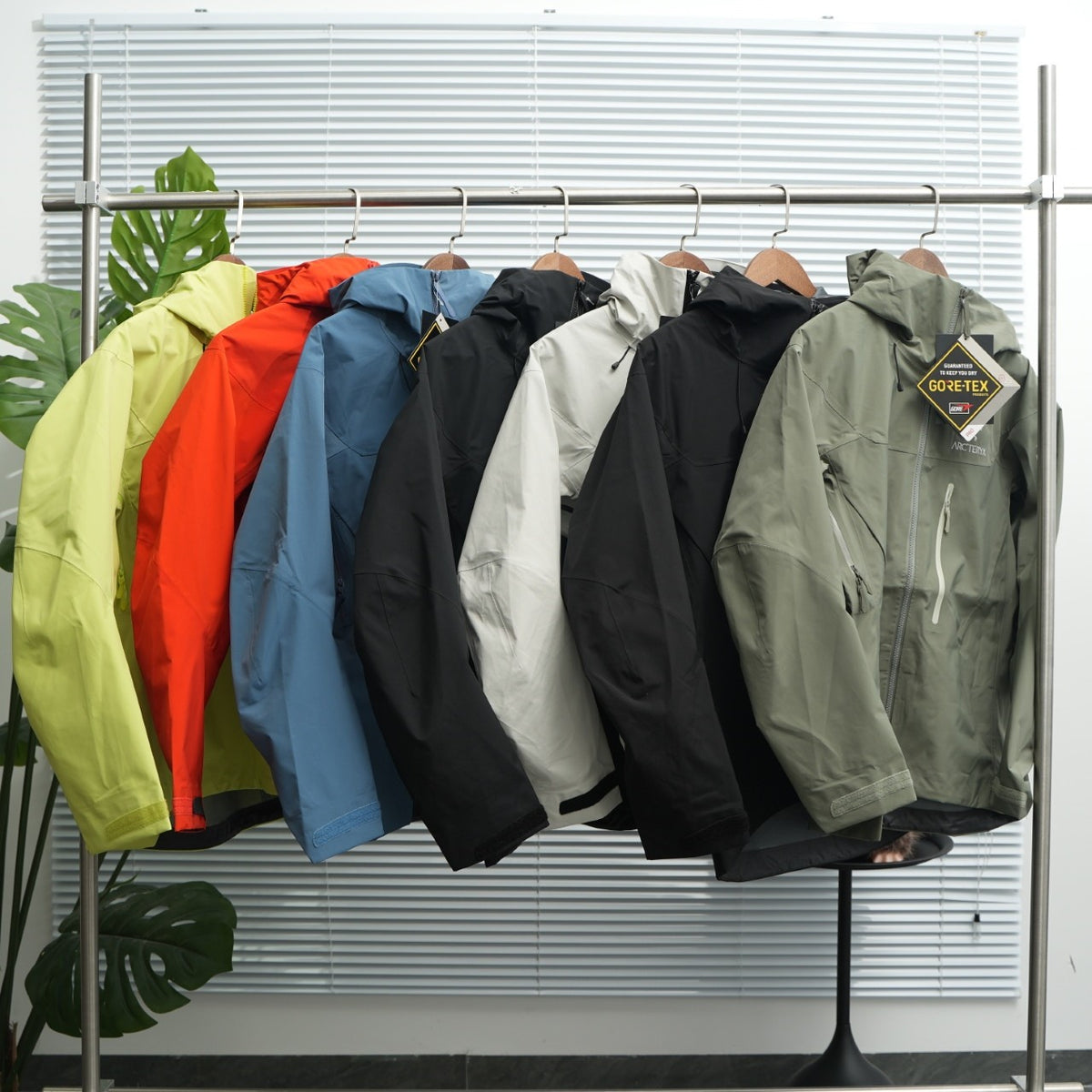 Outdoor Camping Coat Waterproof Windbreaker Hiking Jacket – Alpha SV 6th
