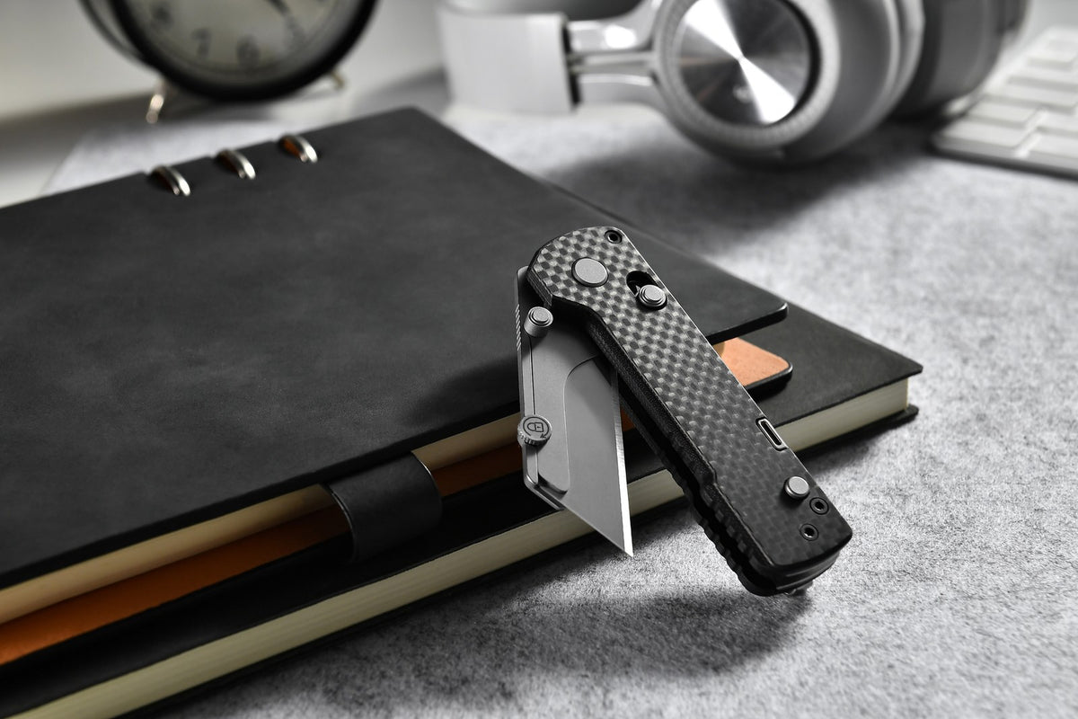 Utility Knife with Folding Screwdriver - Carbon Fiber Handle, G10 Blade