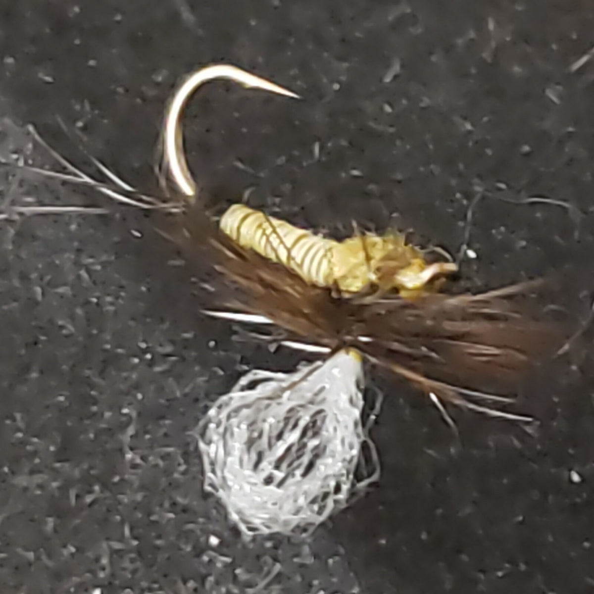 Fly Fishing Dry Flies Set - Trout BWO Loopwing Olive #16 Frontier Flies