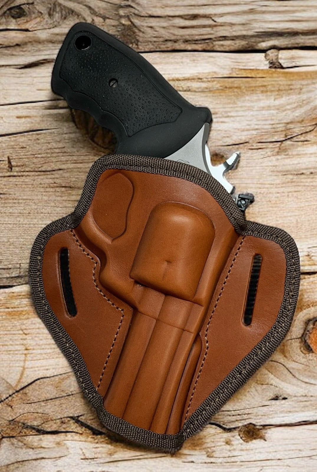 4-Inch Taurus Tracker 627 Right Hand Leather Belt Holster