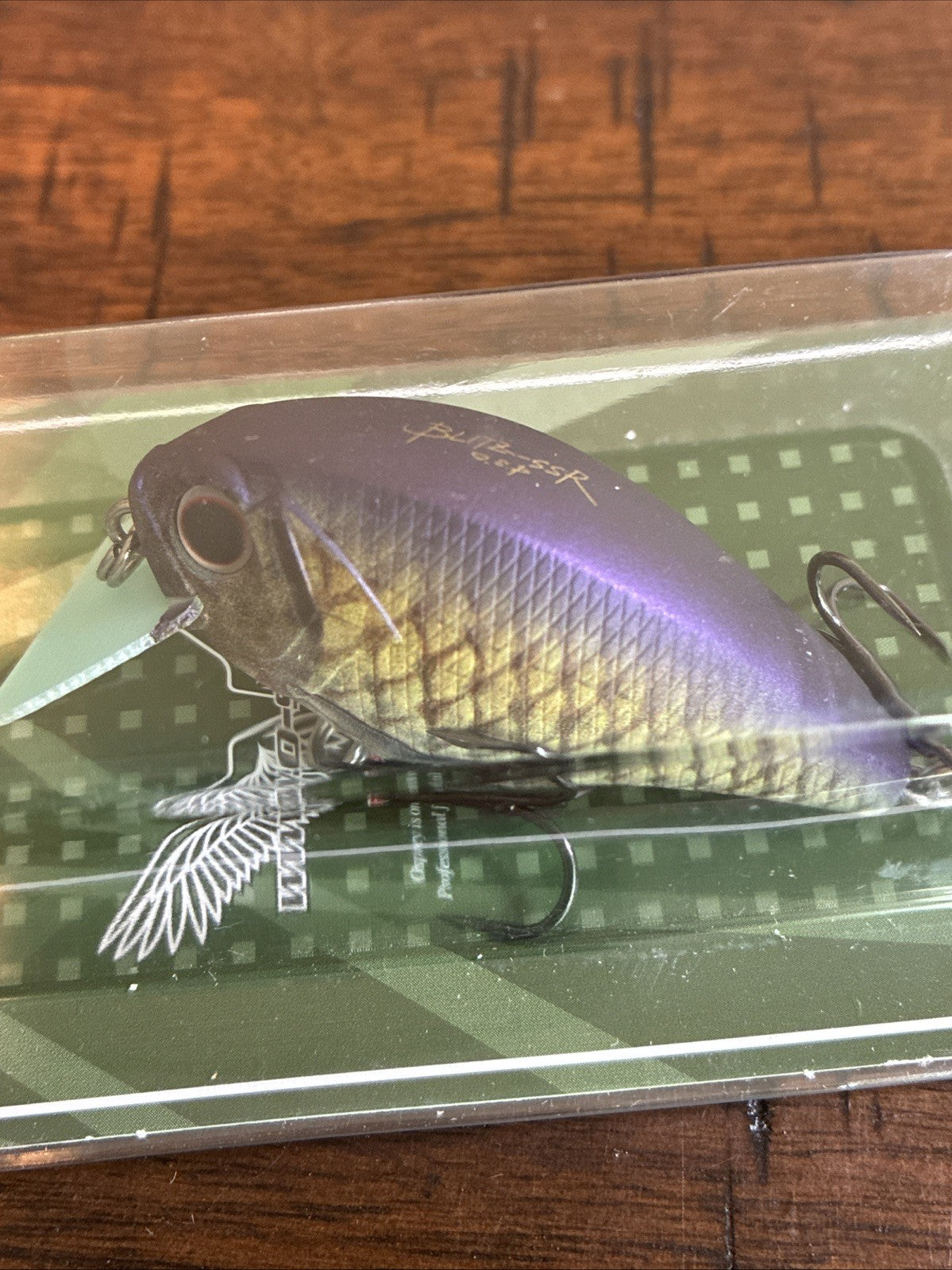 (3-Piece) Floating Crankbait Lure Set - Red Craw, Vanilla/Chartreuse & Mat Real Funa
