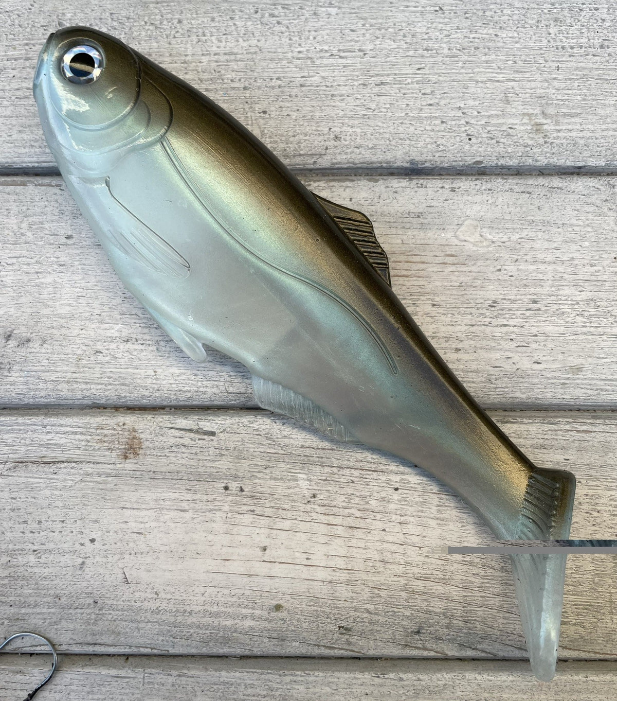 7.5-Inch Weedless Soft Plastic Swimbait Green Gizzard Shad